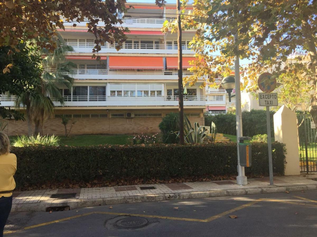 Apartamento La Carihuela - Urb. Eurosol Apartment Торемолинос Екстериор снимка